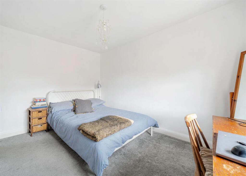 The Robin Hood House, Greens Norton (30) crp.jpg