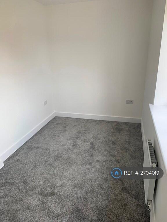 Rear Bedroom