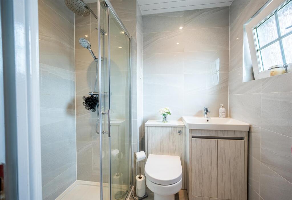 En Suite.jpg