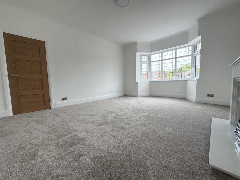 IMG_8723 (Large).JPG