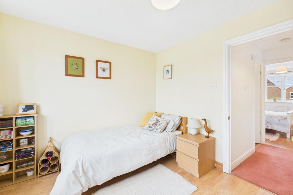 CAM03162G0-PR0349-STILL002