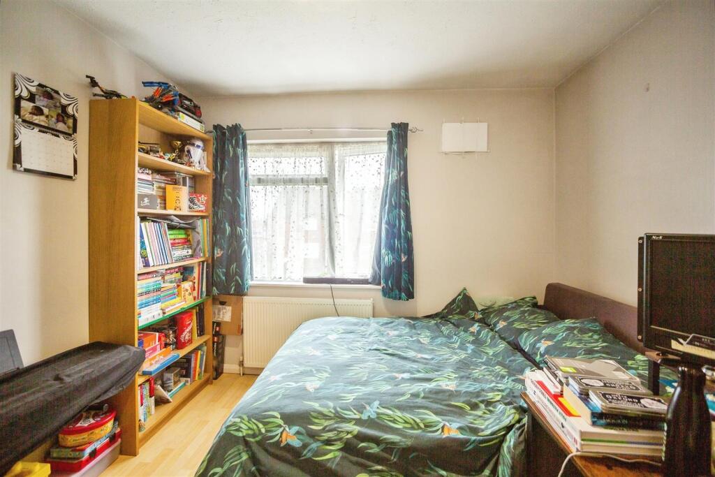 Bedroom 2.jpg