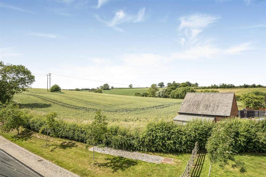 The Stables, 3a Gayton Road, Blisworth (19).JPG