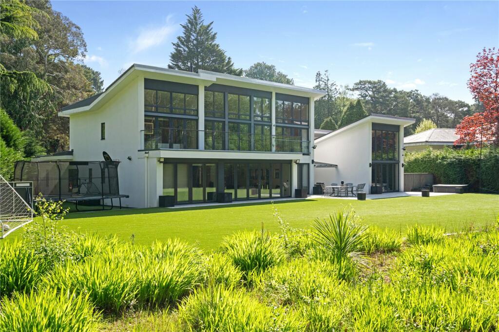 Rear External