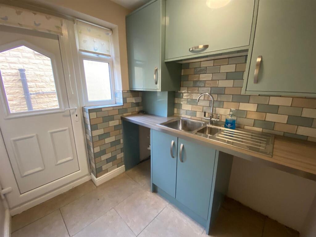 UTILITY ROOM 1.jpg