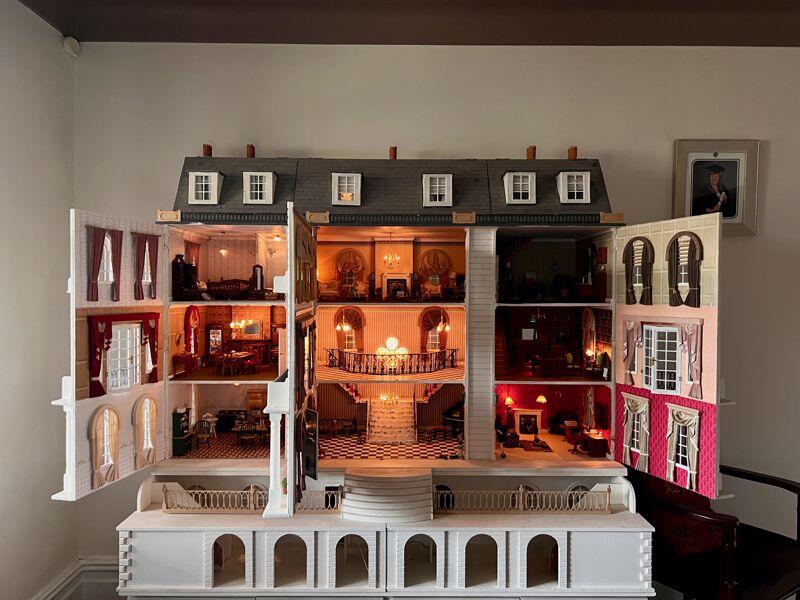 Doll House
