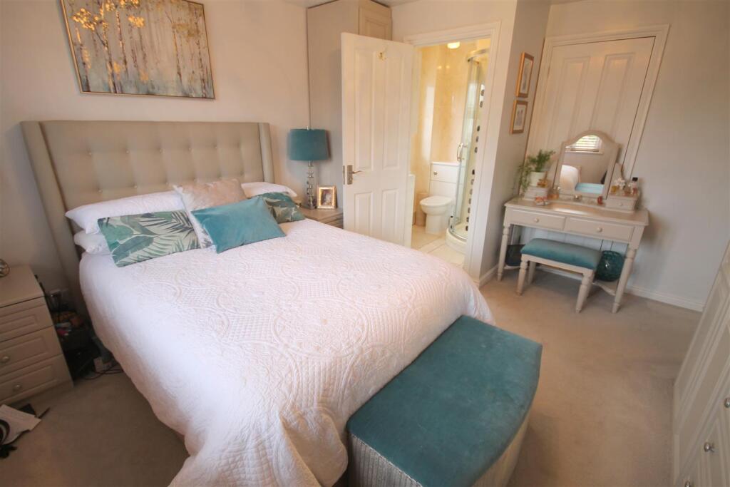 BHR BEdroom 1iii.JPG