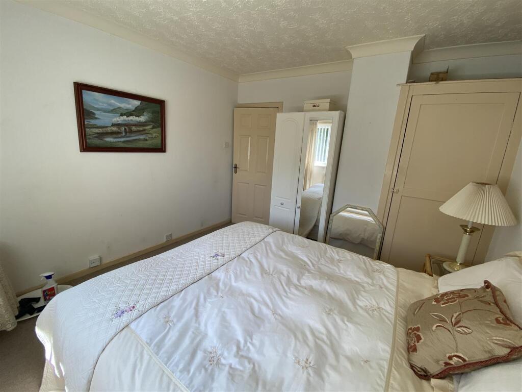 Bedroom no 2 rear double: