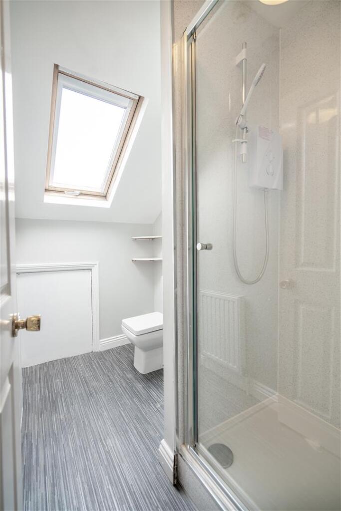 67 Bower Road Bathroom 2.jpg