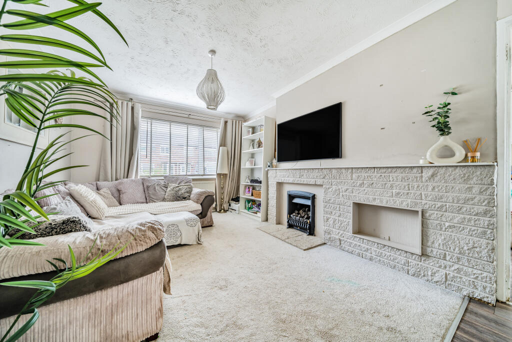 Living / Dining Room