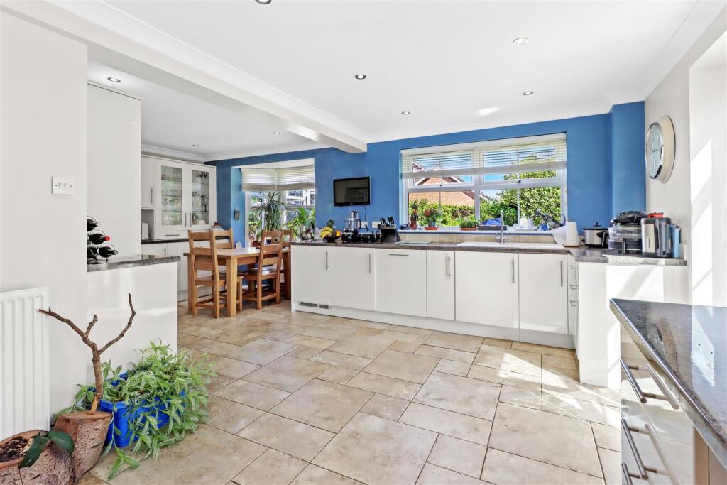 Kitchen Diner