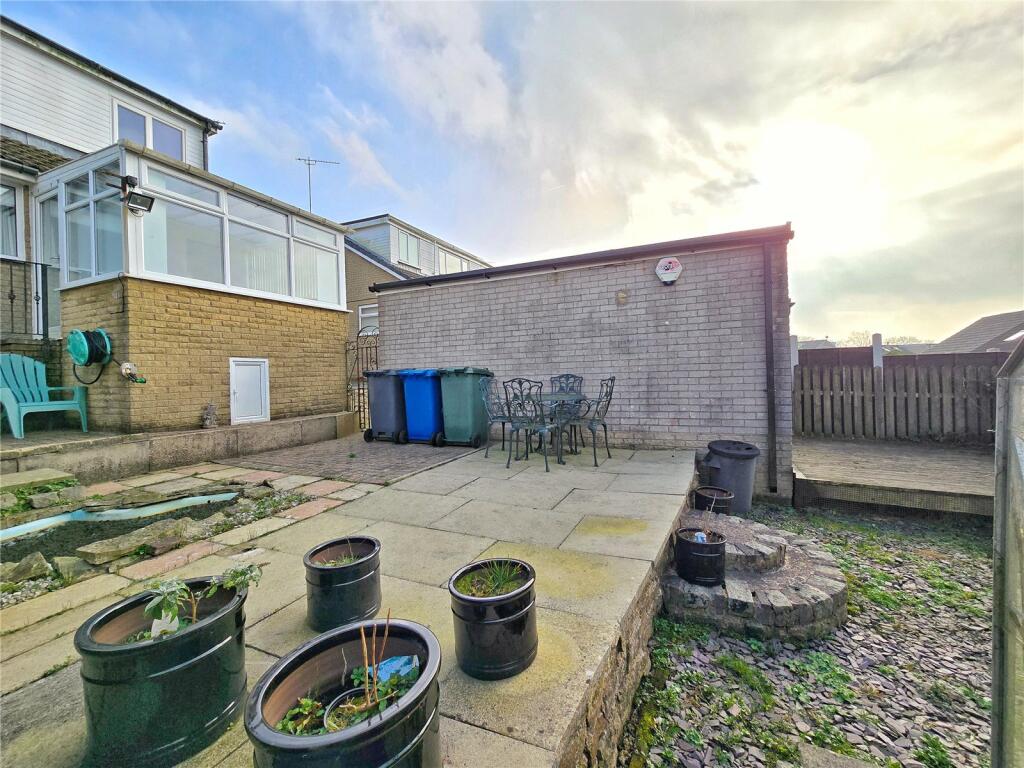 Lower Patio/ Decking