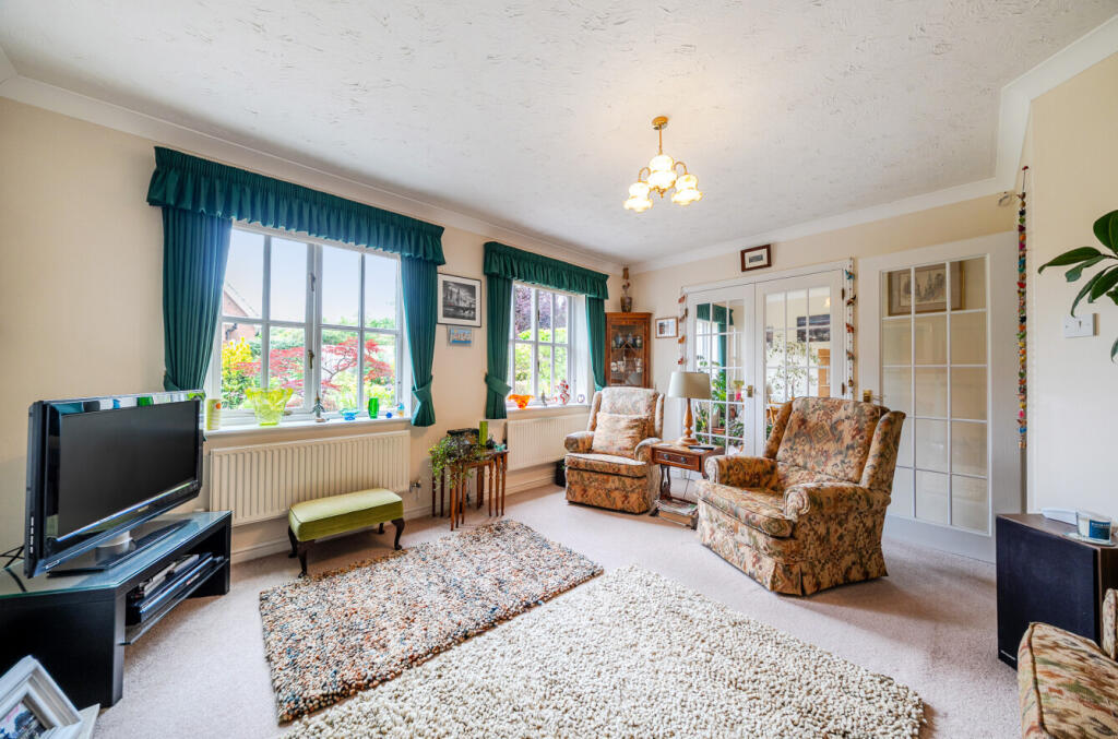 1299054-17-682f05...