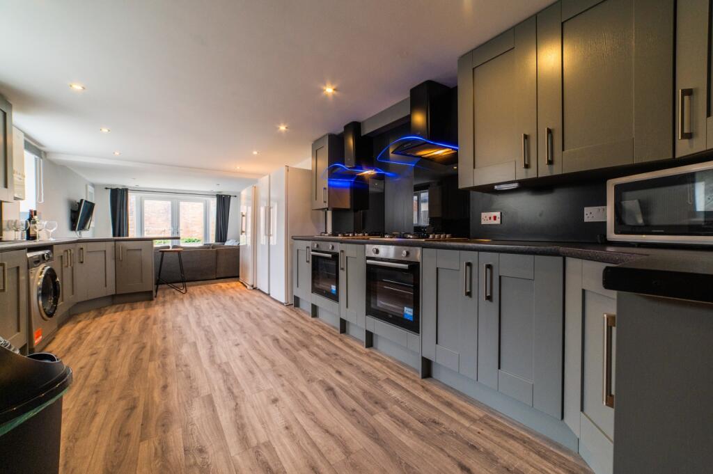 another student property from Award winning CPS HO