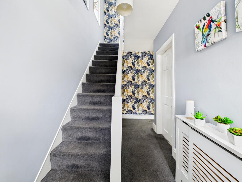 CAM05192G0-PR0150-STILL003