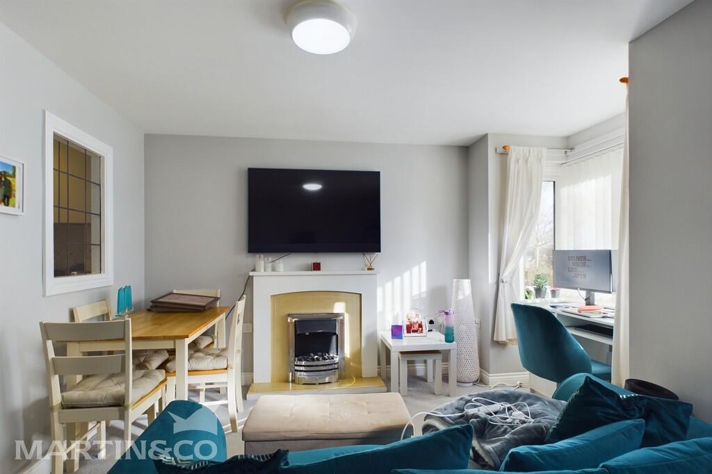 CAM01953G0-PR0090...