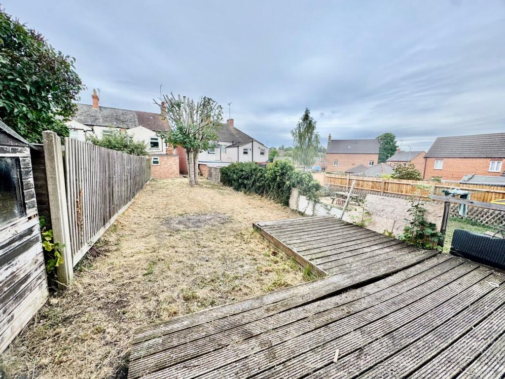 Decking and Garden 