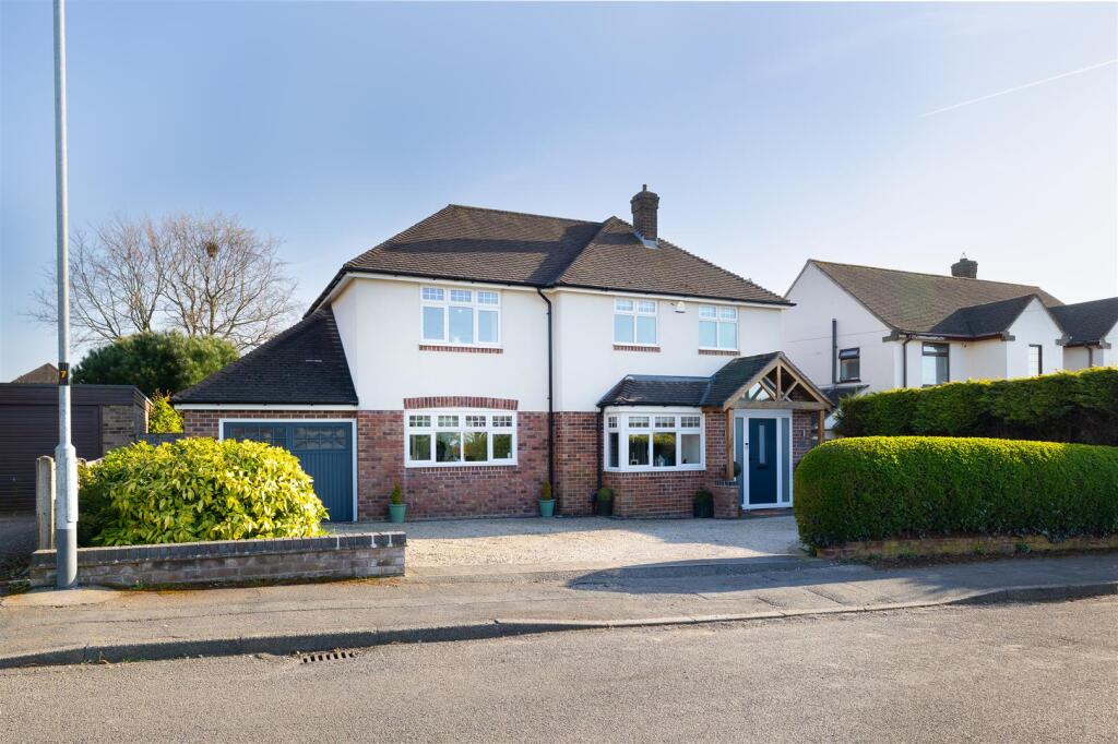 42 Highfields Close, Ashby
