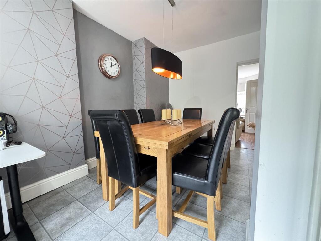 IMG_4712 (Large).JPG