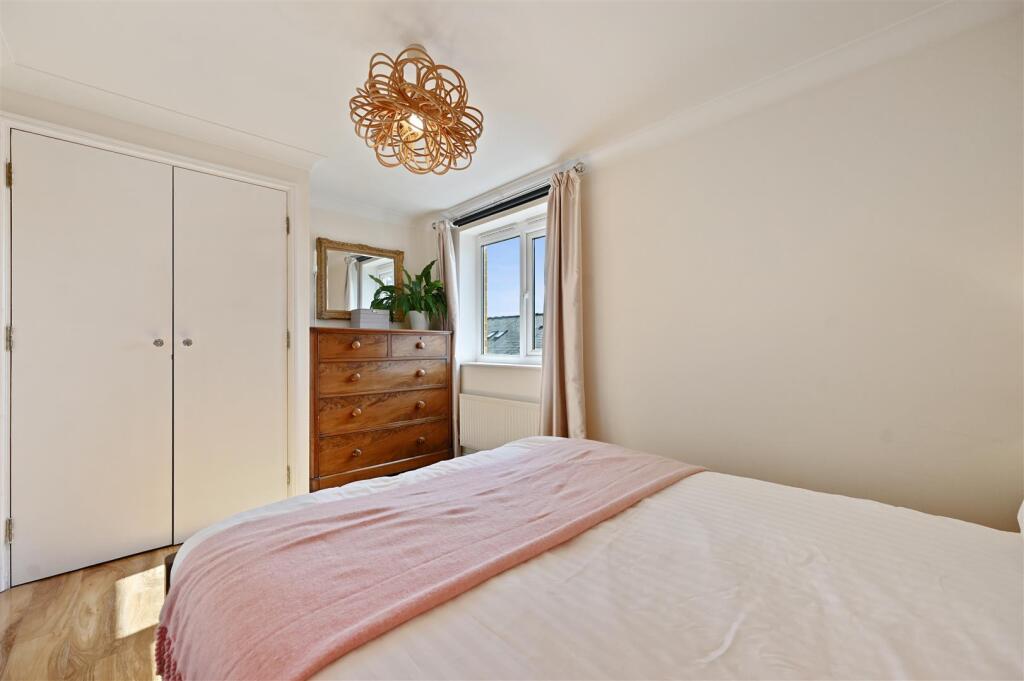 Woodger Road - Bedroom