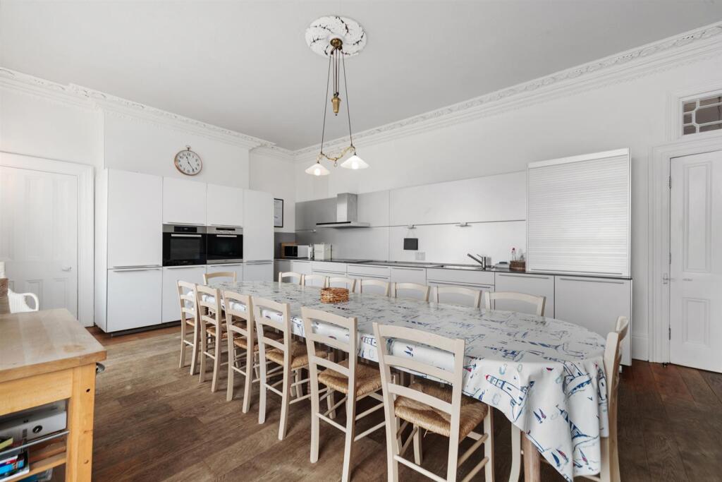 St Catherines House Tenby -5.jpg