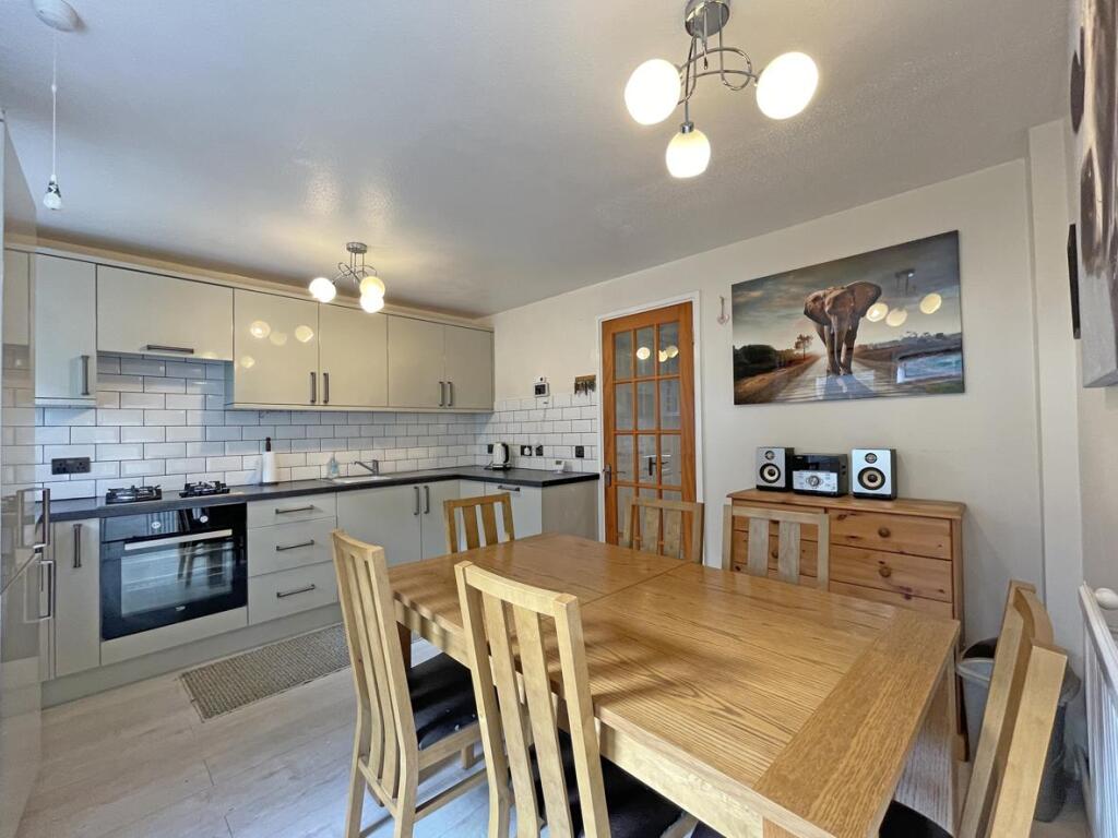 Tailyour Road 180 - Kitchen Dining Room 2.jpg