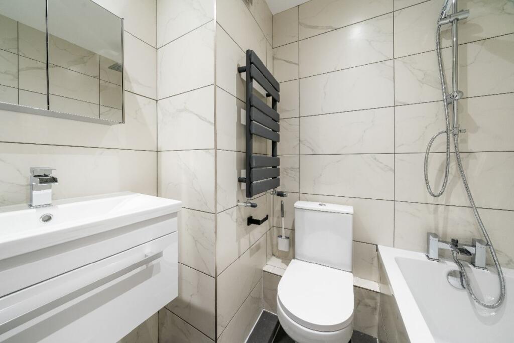 Dunsbury Close, Sutton