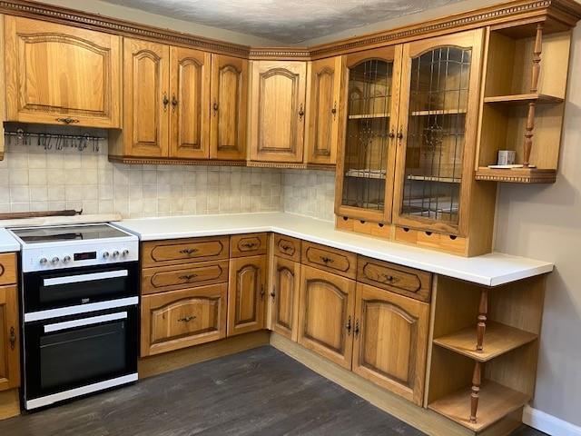 Kitchen 2.jpg