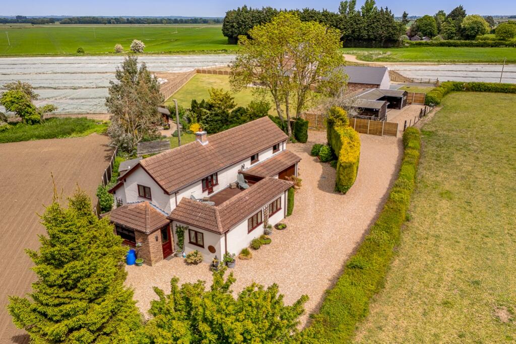 Chestnut Cottage (Tumby Woodside)-2