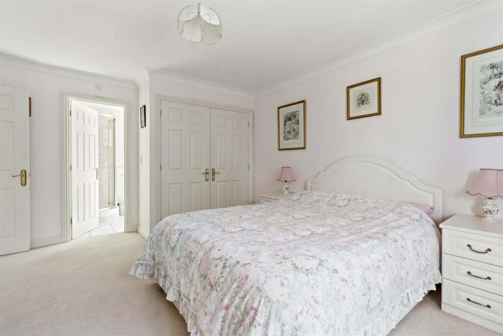 Ferringham Lane 24-005.JPG