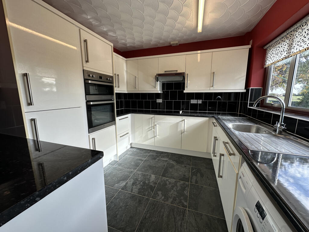 Photo 11-09-2025, 09 47 44