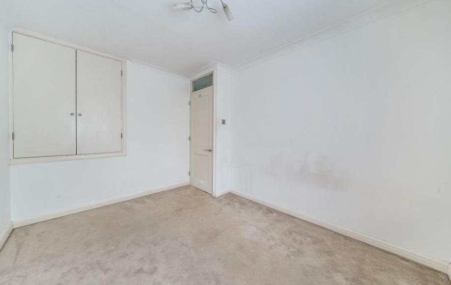 bedroom cupboard.jpg