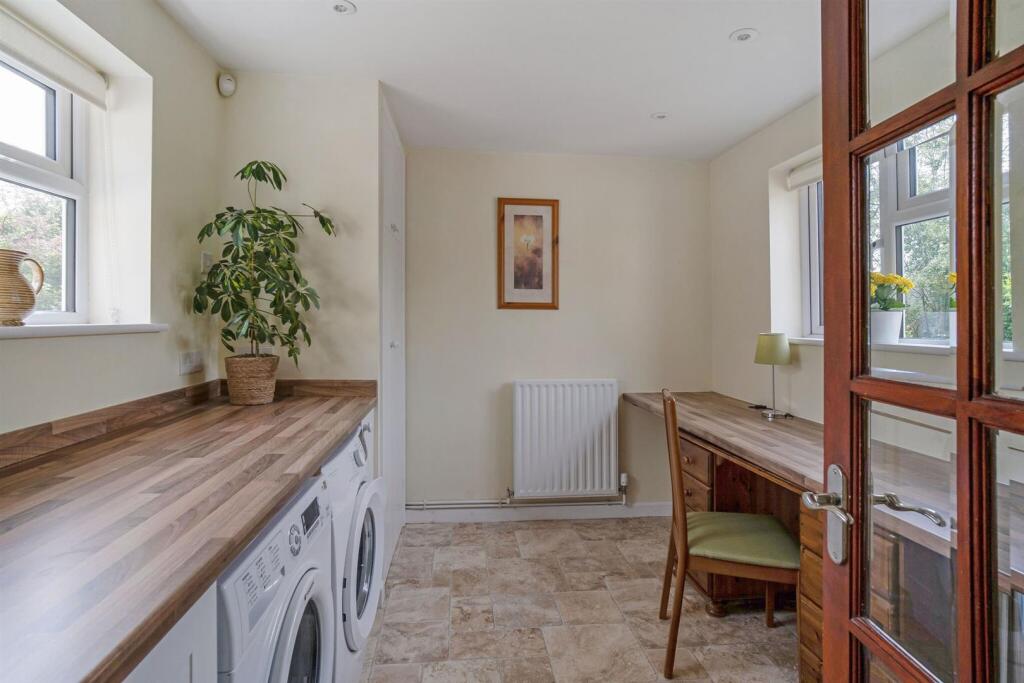 67683_Cornerways Bushcombe Lane Woodmancote  (11)_