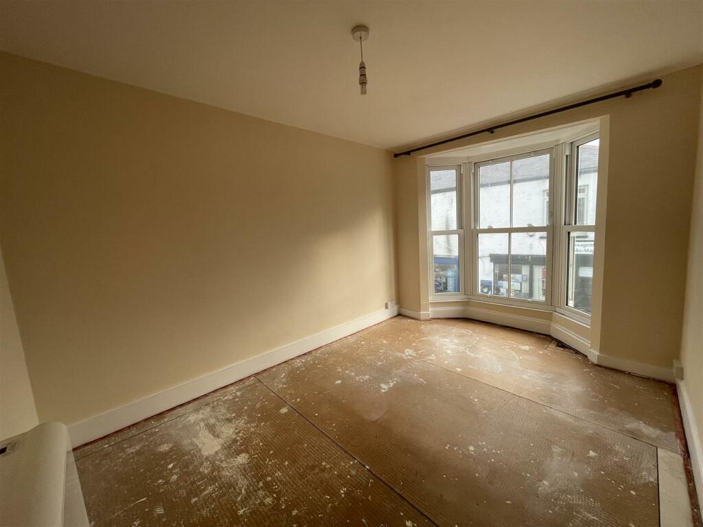 IMG_Bedroom 2.jpeg