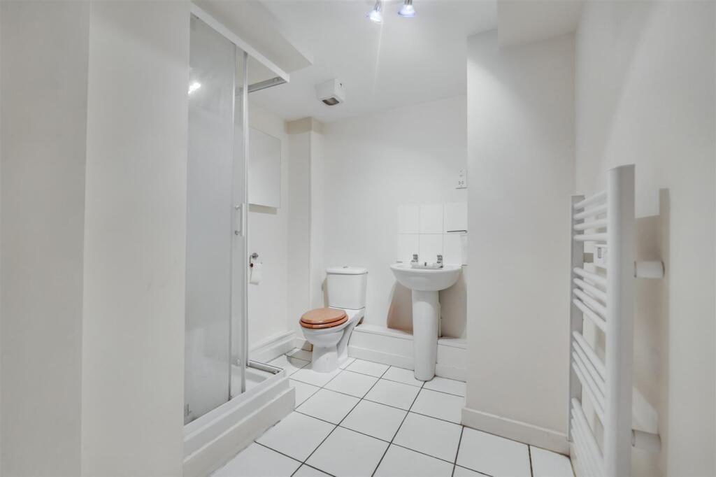 Ensuite