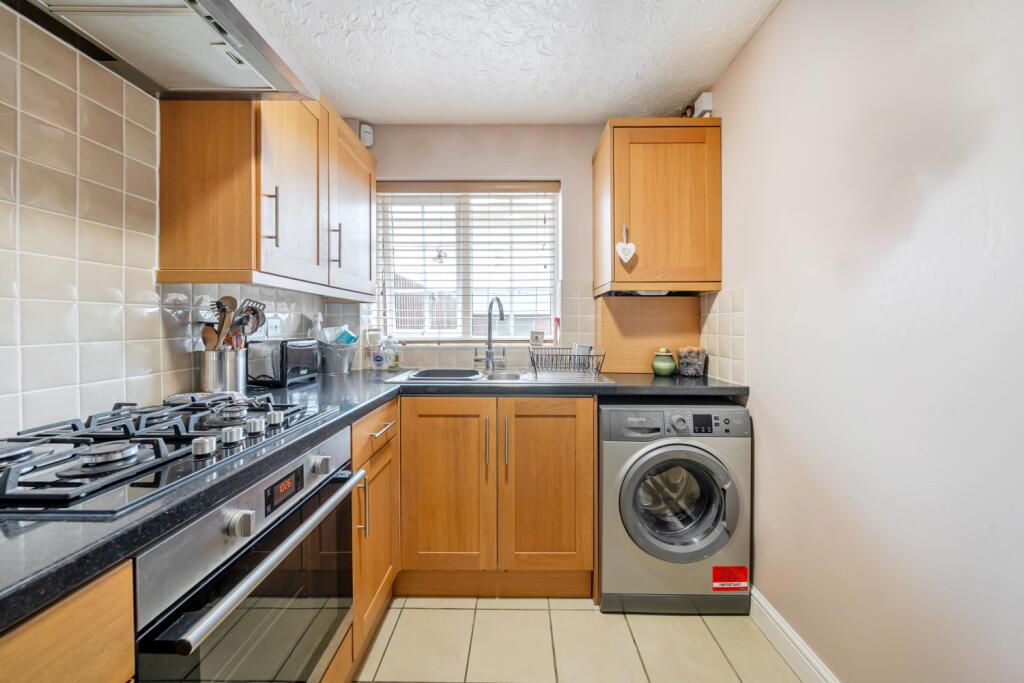 Alconbury Close kitchen 1