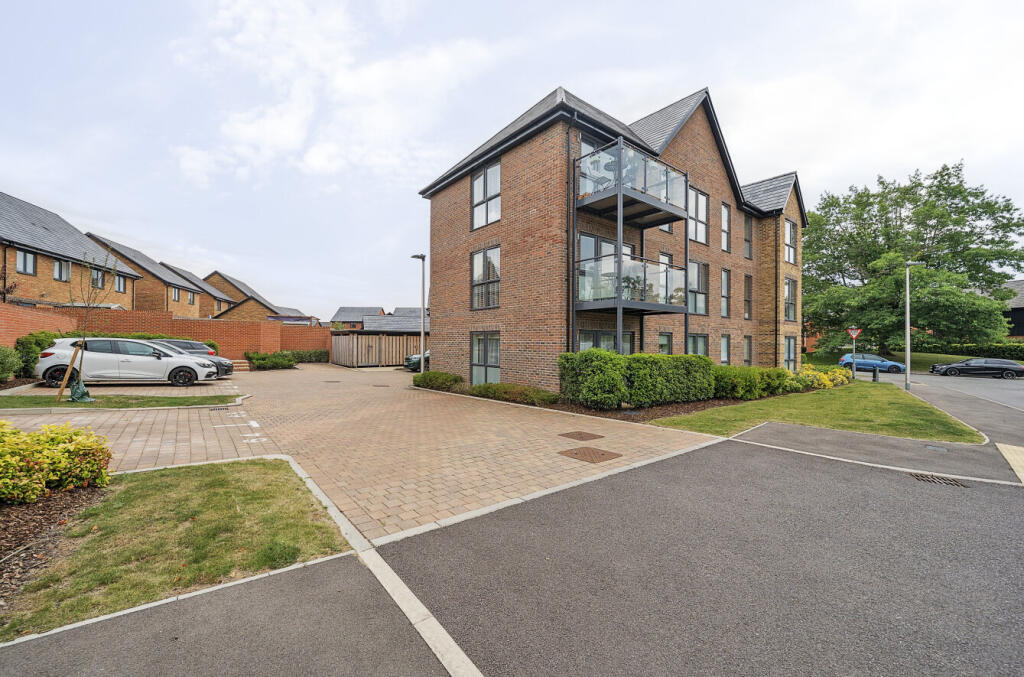 1307214-4-684a9b8...