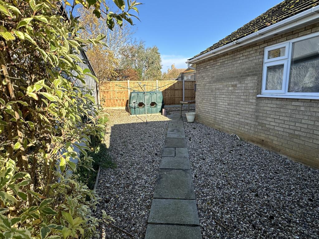 Garden 1.JPG