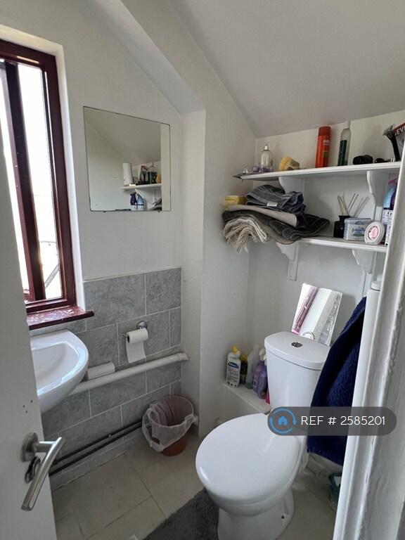 Cloak Room 1