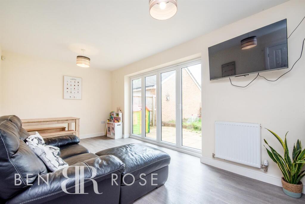 Kitchen/Diner/Family Room