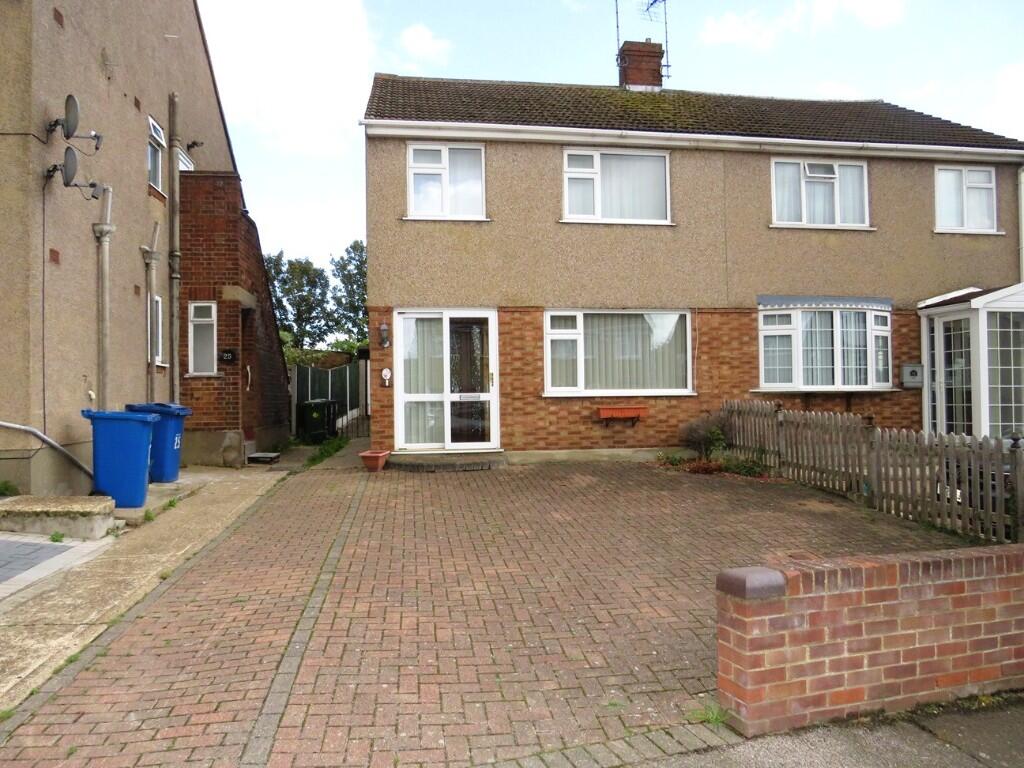 Clarkebourne Drive, Little Thurrock, Grays, Essex, RM17