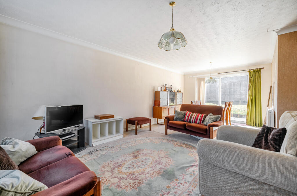 1348044-3-68baa61...