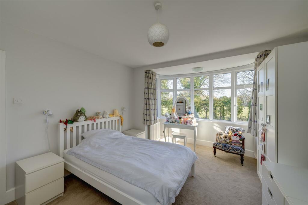 Hendre Hi Res 17.jpg