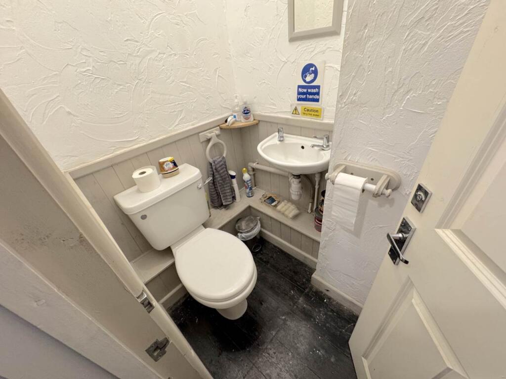 GF shop WC
