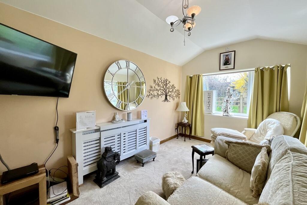 rear sitting room