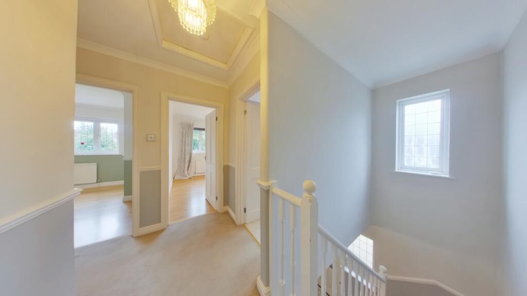 First Floor. Landing 