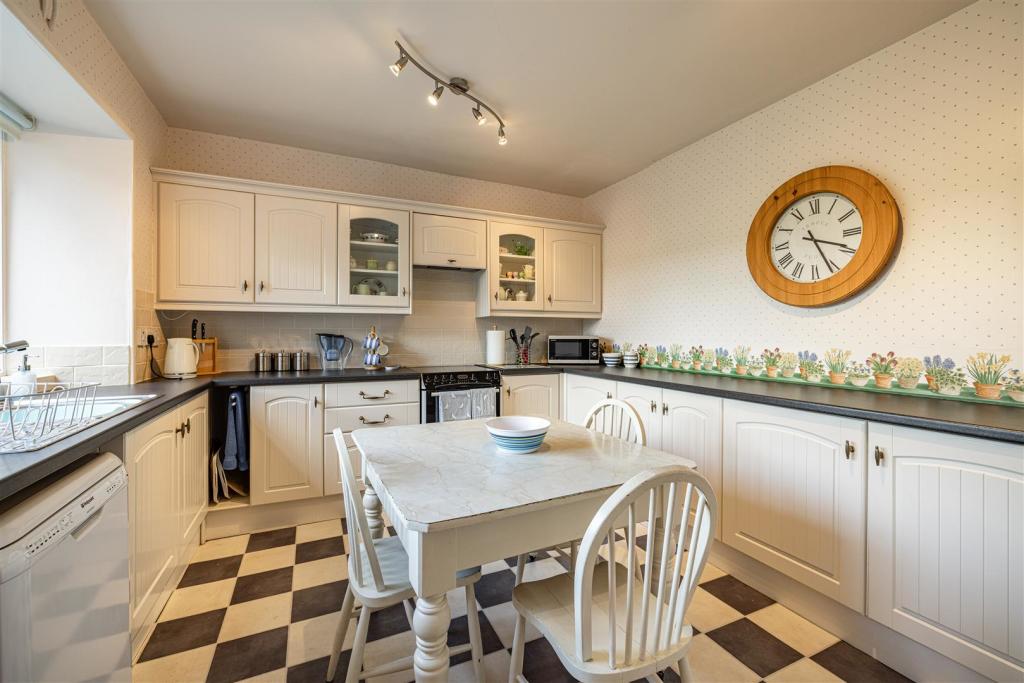 Victoria Villa St Abbs  17.JPG