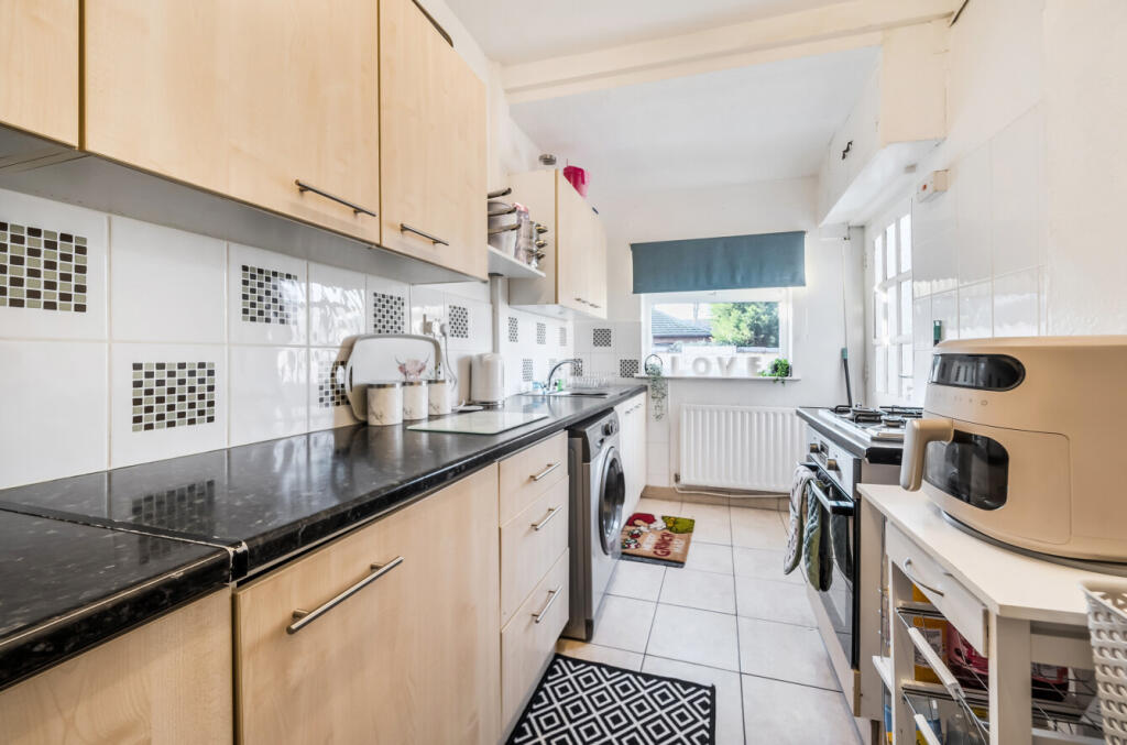 1386576-13-694575...