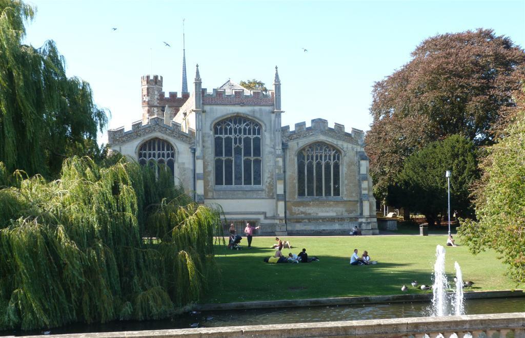 Hitchin church
