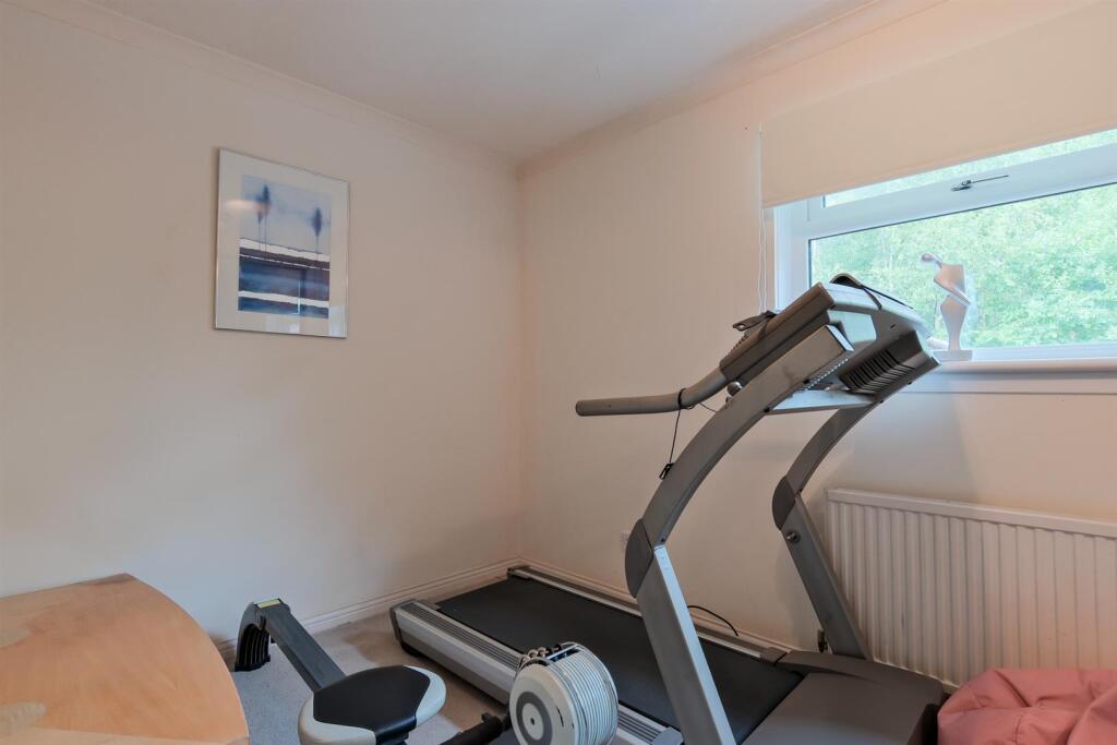 034-66 Morningside Road Newmains ML2 9QN.jpg